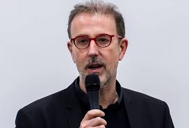 Often times referred to as the gluten free warrior, he is one of the most sought after alternative and nutritional experts in the world. Professor Peter Osborne Academic Profiles Kingston University London