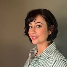 Amazon.com: The Healing Tree: A Modern, Christmas Parable: 9798218242428:  Ashworth, Amanda, Hupp, Esté: Books