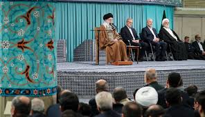 رویترز: جمهوری اسلامی از سرگیری مذاکرات با آمریکا را تنها راه بقای نظام می‌داند