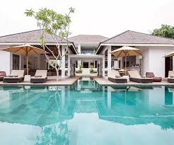 10 Incredible Airbnb Stays For A Group Holiday In Bali Holiday Rental Poolside Loungers Beautiful Villas