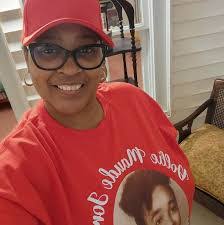 Sonya Copeland's Instagram, Twitter & Facebook