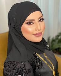Narmeen hamdan makeup