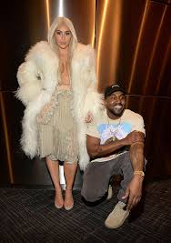 Did Kanye West Just Return Kim Kardashian S 14 Million Christmas Present Kim Kardashian And Kanye Kim And Kanye Kardashian