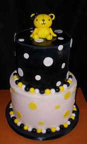 Black And White Baby Shower Cakes Sweet Catastrophe November 2009 Bear Baby Shower Cake Cake Pamper Cake