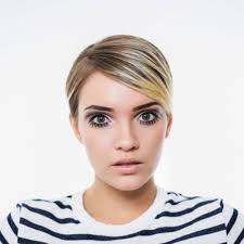 Platinum balayage on a bob. 20 Short Hair Highlights You Need To Try This Season For A New Look