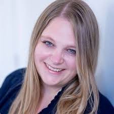 Leticia May's Instagram, Twitter & Facebook