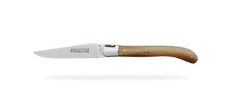 Couteau Roquefort Le Couteau Traditionnel De L Aveyron En 2020 Couteau Thiers Roquefort