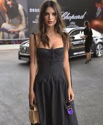 350 5k Likes 883 Comments Emily Ratajkowski Emrata On Instagram Doin Like The French Do Emily Ratajkowski Fashion Emily Ratajkowski Style