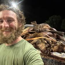 Does anyone hunt or know anyone that hunts crackerneck this year that has  had luck