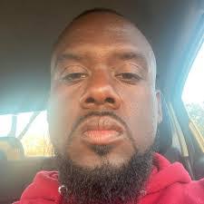 Kendrick Allen's Instagram, Twitter & Facebook