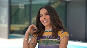 JN entrevista Anitta poucas horas antes do show na abertura da Copa do Mundo