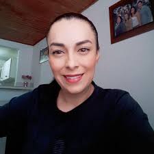 🌾🎨 Caramelo, cenizo o cobre? 🌻🍂🐚 Cuál es tu favorito? 💗 Déjanos un  #like y visítanos para asesoría de color gratuita de 9am a 8pm 🌀🥂🌺  Reservas al 6359628 ó 3004302804 🐼 Te esperamos