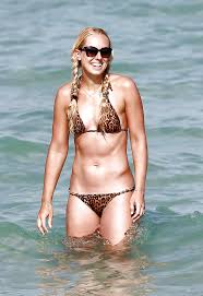 Sabine Lisicki und ihr geiler Fickarsch - 10 photos
