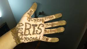 Bts Mehndi Design I Don T Like Mehndi Very Much But I Love It Now Mehndi Designs Henna Hand Tattoo Hand Henna