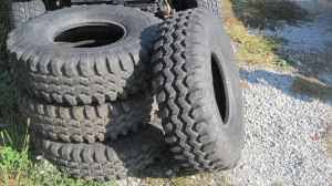 Hi guys gotta say, these gateway buckshot mudders are really growing on me, there not super expensive , there tall and narrow , good ol skool look. 305 85r16 Buckshot Radial Mudders Toyota Fj Cruiser Forum