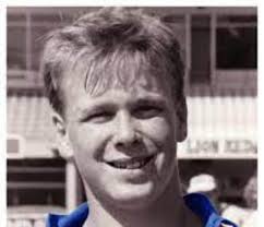 Bob 'bozo' fulton, an elite member of the nrl immortals and a legendary player and coach, has bob fulton's old no.6 jersey was unintentionally retired two days before the manly icon passed, but. Scott Fulton Wiki Age Bob Fulton S Son Wife Height Family Net Worth Stats Linkedin Primal Information