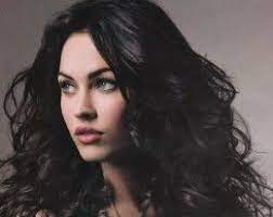 Maybe it's just that you're not fully developped when you are young, or something like that. Makeup For Black Hair Blue Eyes And Fair Skin Black Hair Pale Skin Dark Hair Blue Eyes Black Hair Green Eyes