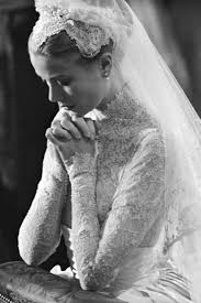 I follow you back from the awesome princess. 10 Things You Didn T Know About Grace Kelly S Wedding Dress Princess Grace S Bridal Gown