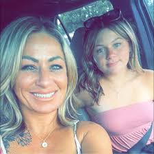 Everyone please help me wish my beautiful mom Sharon Lanham a HAPPY  BIRTHDAY!! I hope u have the best birthday because you are the best! I love  you! ❤️