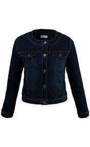 Vous pouvez ainsi choisir une veste en jean volantée pour sublimer vos jolies robes d'été, une parka à capuche déperlante pour compléter votre look automnal, un blouson pour femme grande taille pour passer vos journées avec style ou encore une doudoune matelassée pour faire face à l'hiver. Vestes En Jean Grande Taille Femme Must Have 2016
