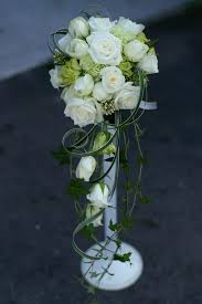 The keys to beautiful wedding flowers are planning every detail purchase the flowers you've selected to construct one centerpiece and one bouquet and put them together. How To Make Bridal Bouquets With Pictures Wikihow