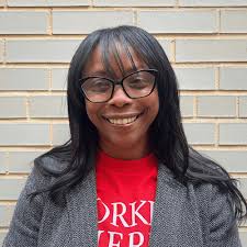 Angela Ashe's Instagram, Twitter & Facebook