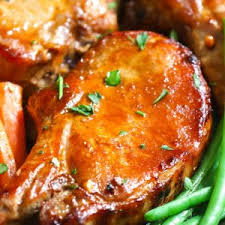 Some doctors recommend pork as an alternative to beef, so when you're trying to minimize the amount of red meat you consume each week, pork chops are a versatile meat choice that makes. Slow Cooker Pork Chops Tipbuzz
