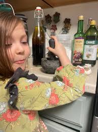 Aldi picnic with kids and reused water bottle