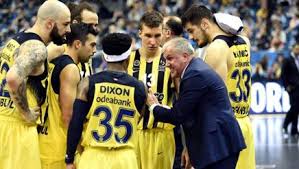 La fiba aveva precedentemente utilizzato il nome euroleague per la competizione dal 1996 ma non aveva mai registrato il nome. Basket Finale Eurolega Fenerbahce Cska Si