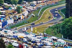 Abbelen/schmitz/huisman, porsche 911 gt3 r, 8:29,176 minuten. Organisatorischer Kraftakt Nurburgring Rustet Sich Fur Das 24 Stunden Rennen