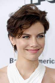 2016 Spirit Awards Red Carpet Mom Hairstyles Short Hair Styles Short Hair Styles Pixie