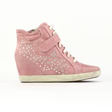 Souples, légères, résistantes et en cuir, des chaussures confortables qui rendront vos balades agréables. Purchase Basket Compensee Femme Up To 66 Off