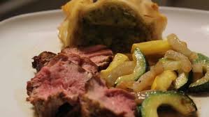 Rezept Kalbsfilet Mit Marsala Truffelsauce Und Frischem Marktgemuse Dazu Kartoffelstrudel Kalbsfilet Perfektes Dinner Rezepte Kartoffelstrudel