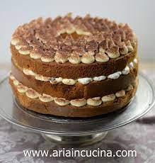 This tiramisu cake is made of 5 ingredient genoise cake layers brushed with espresso and filled with irresistibly creamy coffee mascarpone . Chiffon Cake Tiramisu Blog Di Cucina Di Aria