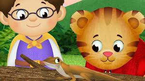 Daniel Tiger's Neighborhood Daniel's Blueberry Paws; Wow at the Library