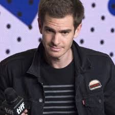 See more ideas about garfield, andrew, andrew garfield. The Jacket Levi S Burger Worn By Andrew Garfield During An Interview At Tiff On Instagram Spotern