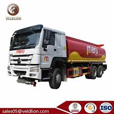 Hot Item Sinotruk Howo 20000 Liters 6000 Gallon Diesel Oil Transporter Capacity Fuel Tank Tanker Truck For Sale