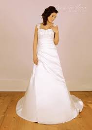 Dieses brautkleid ist etwas ganz besonderes! Sissi Brautmoden In Waldbrol Amera Vera