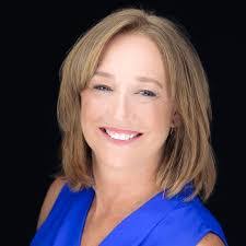 Karen Aller's Instagram, Twitter & Facebook