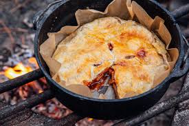 Cast iron skillet apple pie | cooking on the front burner. Dutch Oven Apple Pie Fresh Off The Grid