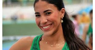 Imparable Andrea Aponte! La exalumna de MASIS, Andrea Aponte (clase  Naionexus 2022), volvió a dejar su huella en la pista al revalidar su  título en los 400 metros con vallas en las