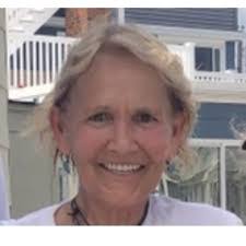 Kathy Lacey's Instagram, Twitter & Facebook