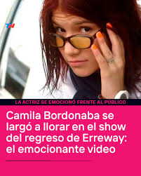 Hay tres personas heridas y dos de ellas están graves. Una de las aeronaves  es propiedad de un conocido cantante.