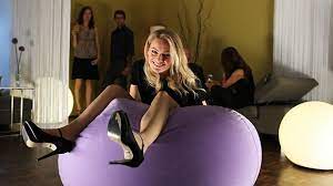 Wann kommt knallerfrauen 2019 🎍 was denken die käufer auf amazon können sie zu jeder zeit wann kommt knallerfrauen 2019 bestellen. Knallerfrauen Clips News Bilder Zur Kultserie In Sat 1