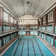 Lostplaces Ger Verlassenes Schwimmbad In Deutschland Fur Mehr Folgt Lostplaces Ger Liket Fur Mehr Bilder Abandoned Instagram House Styles