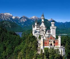 Or mary's bridge — is typically blocked off during the winter, and the temperatures can plummet below freezing. Top 20 Famous Castles And Palaces In The World Most Beautiful And Spectacular Castles And Fortresses Foto Gallery On Orangesmile