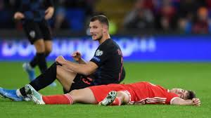 Every day, ryan mason and thousands of other voices read, write, and share important stories on medium. Football Euro 2020 Qualifiers Daniel James Knocked Out Video Watch Wales Vs Croatia Ryan Mason Concussion In Sport