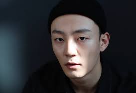 In 1996, hyun made her entertainment debut when she starred in the music video for kim hyun chul's one's lifetime. Wnknfu1i139e M