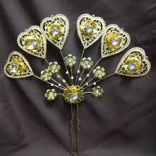 Masyarakat melayu lama mempunyai beberapa alat perhiasan diri yang sinonim dan menjadi lambang keunikan masyarakat melayu hingga kini. Cucuk Sanggul Lintang Klasik Shopee Malaysia