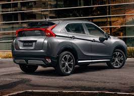 The eclipse cross belongs in a segment that includes a lot of market heavyweights, including the subaru forester and the toyota rav4. Mitsubishi Eclipse Cross Vira Nacional E Ganha Novas Versoes Noticias Icarros